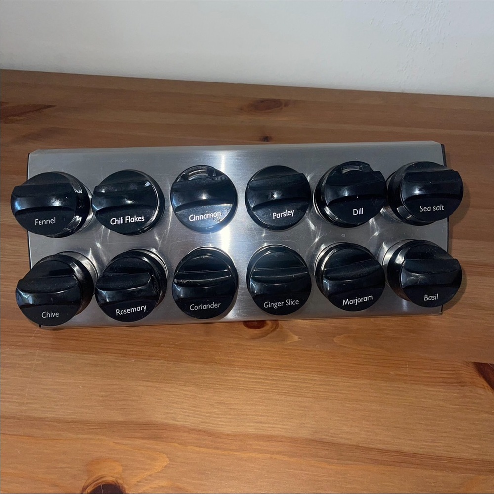 Stainless Steel Glass Spice Rack with Black Lids(12)